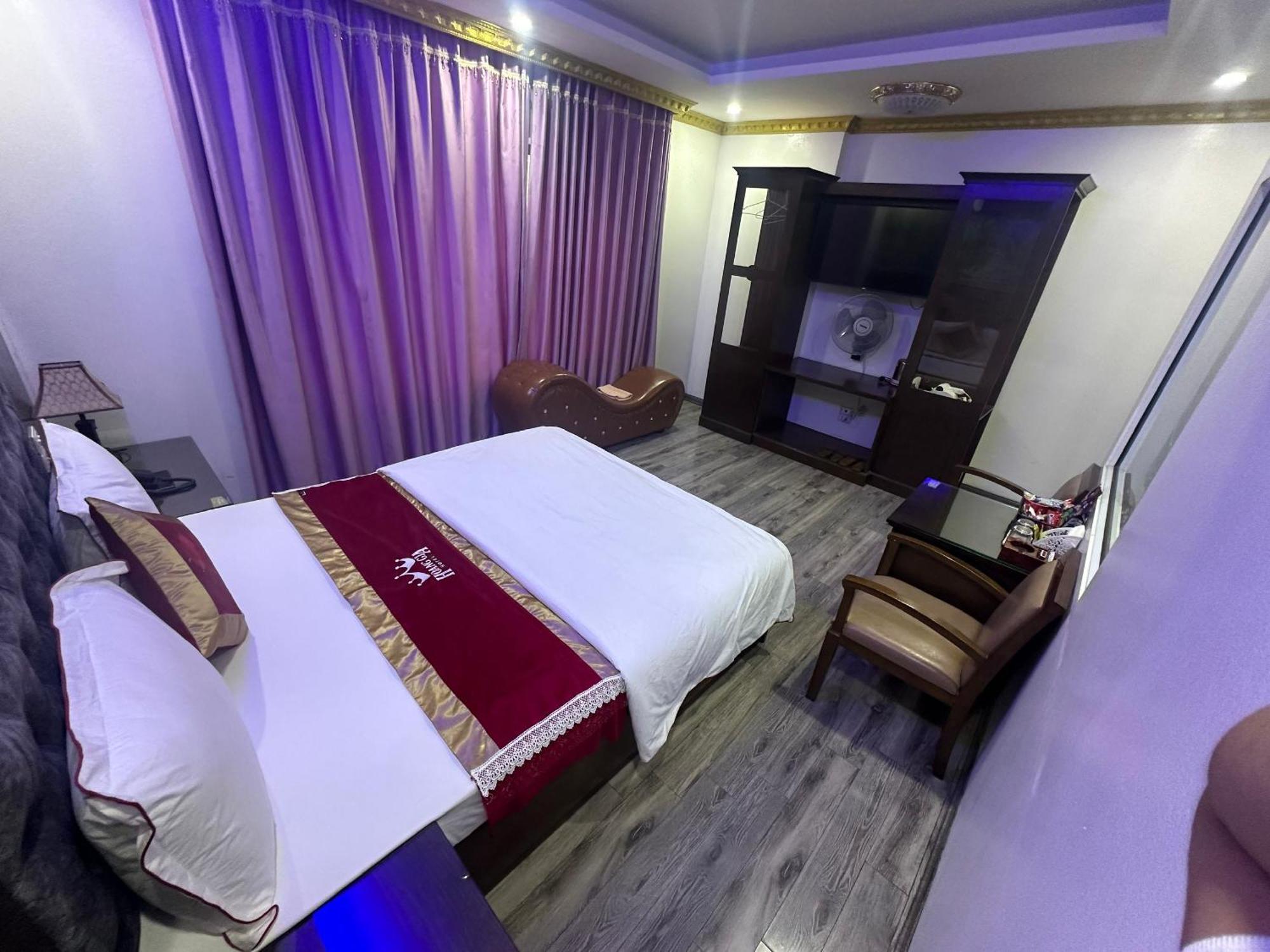 Hoang Gia Long Bien