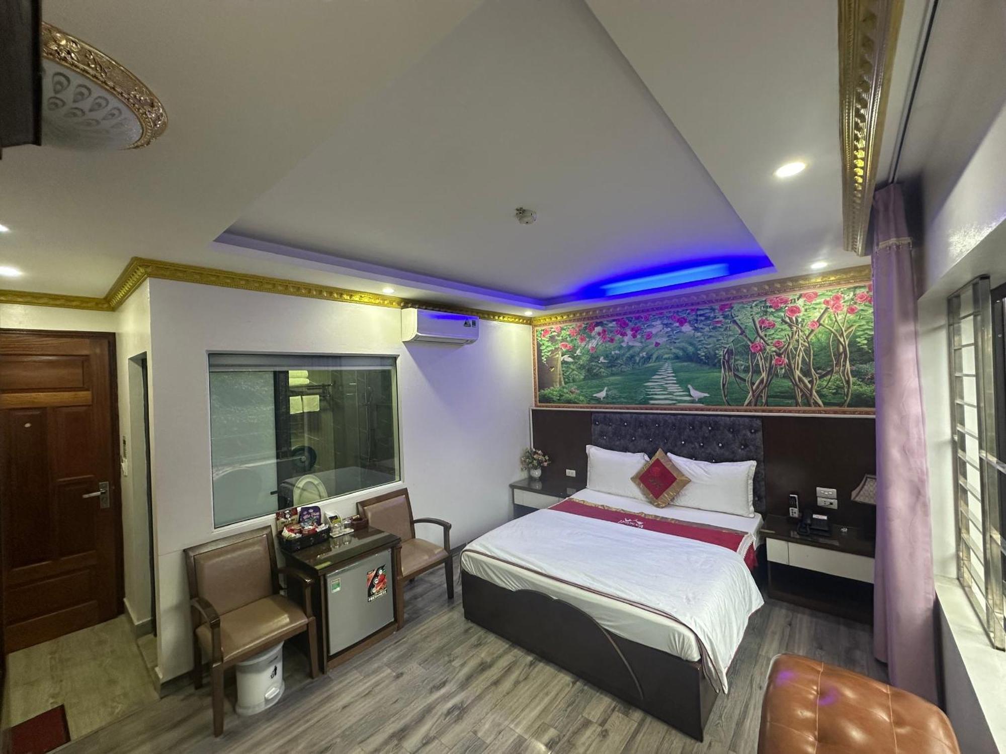 Hoang Gia Long Bien Hanoï